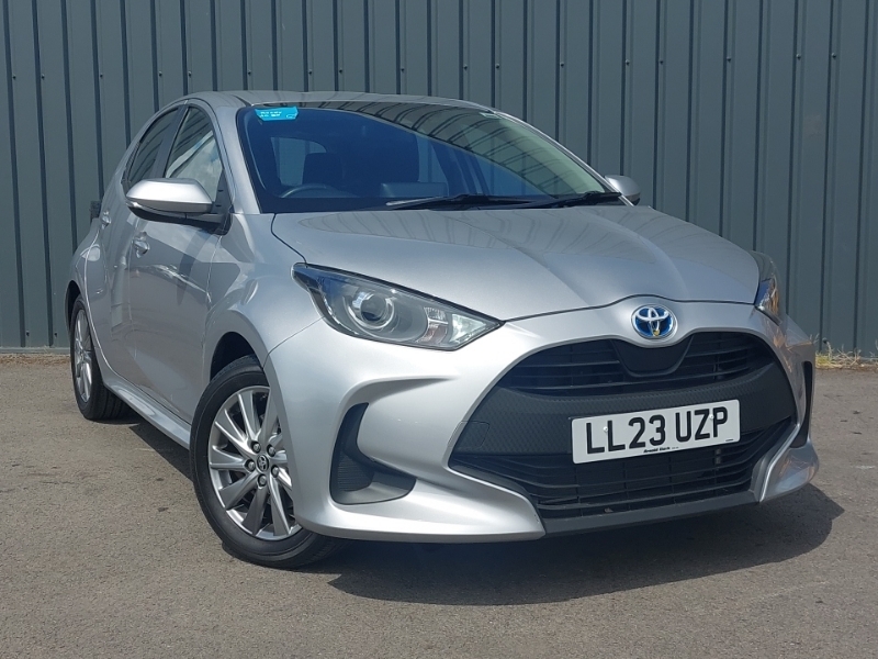 Toyota Yaris 1.5 Hybrid Icon Cvt Silver