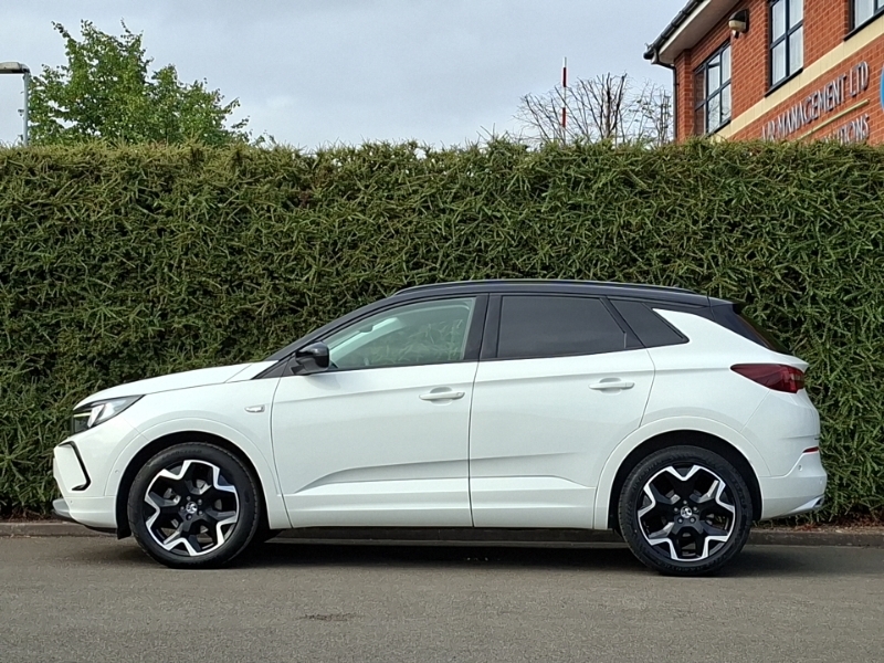 Vauxhall Grandland 1.2 Turbo Ultimate White #4