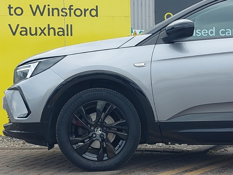 Vauxhall Grandland Ultimate Black #18