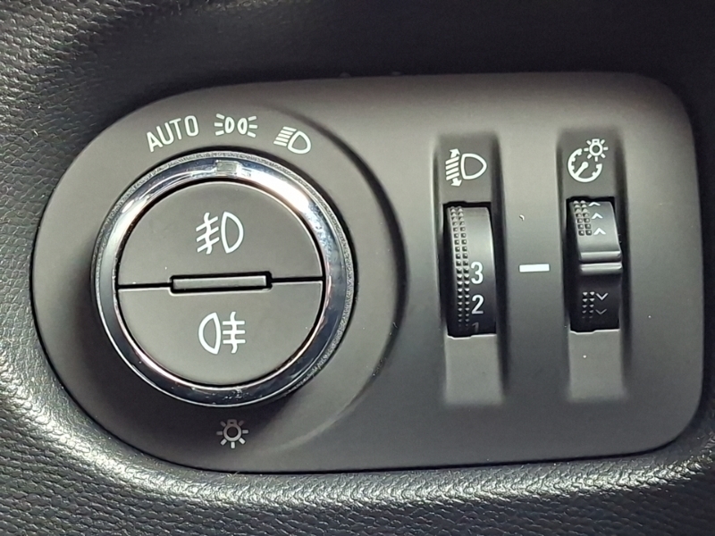 Vauxhall Mokka-e 100Kw Sri Nav Premium 50Kwh Red #16