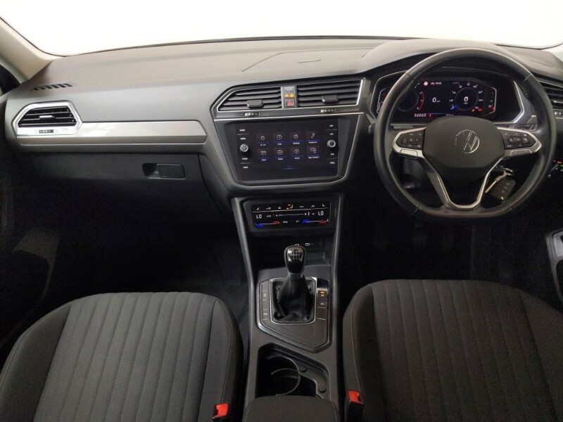 Volkswagen Tiguan Allspace 1.5 Tsi Life Black #3