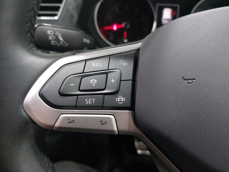 Volkswagen Tiguan Active Tsi White #12