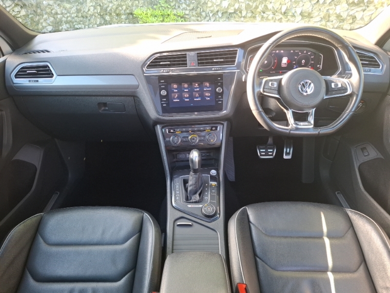 Volkswagen Tiguan 2.0 Tdi 150 4Motion R-line Tech Dsg White #3