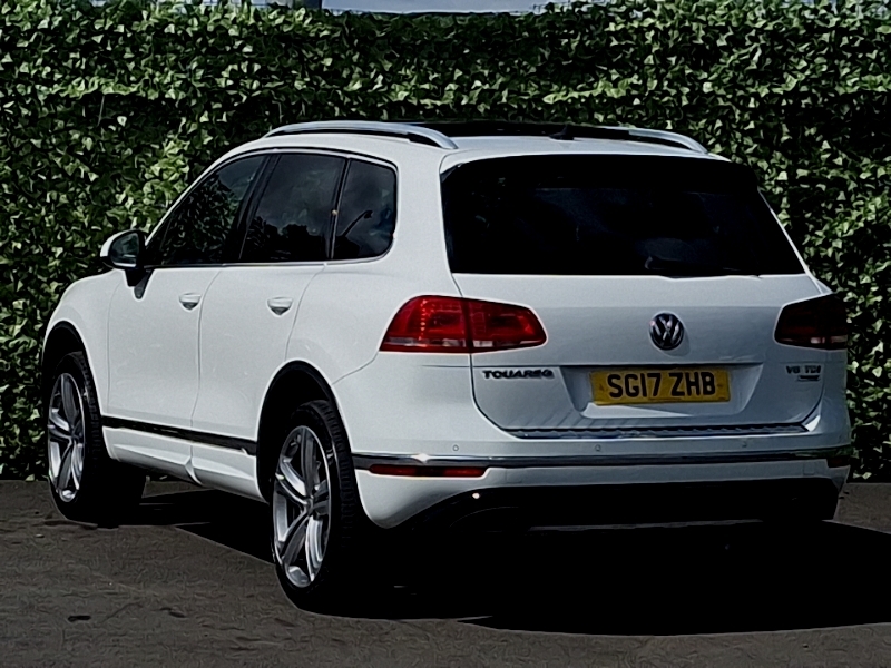 Volkswagen Touareg 3.0 V6 Tdi Bmt 262 R-line Plus Tip White #2