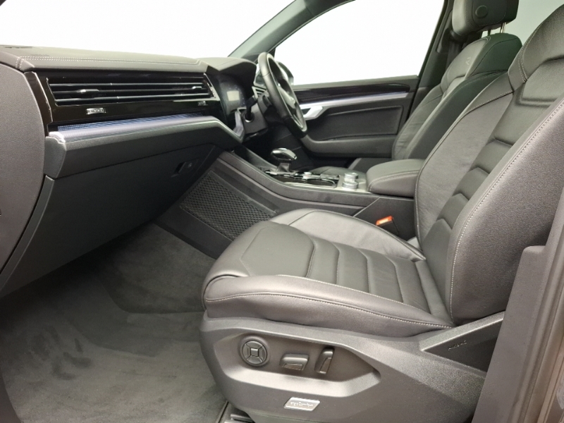 Volkswagen Touareg 3.0 V6 Tdi 4Motion Black Edition Tip Grey #5