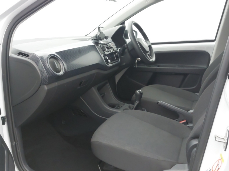 Volkswagen Up 1.0 65Ps Black Edition White #5