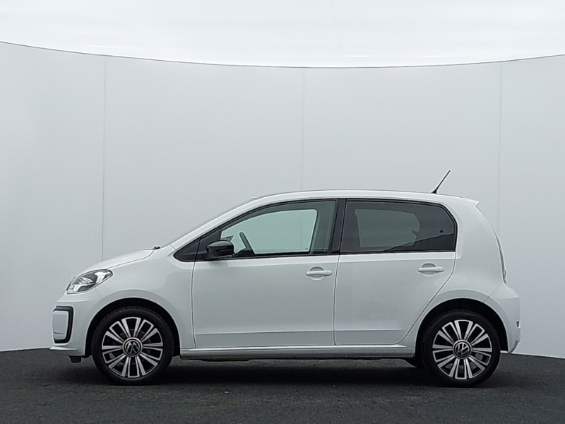 Volkswagen Up 1.0 65Ps Black Edition White #4