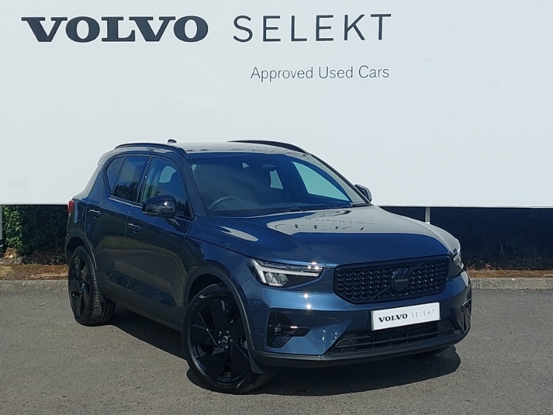 Volvo XC40 2.0 B4p Plus Black Edition Blue