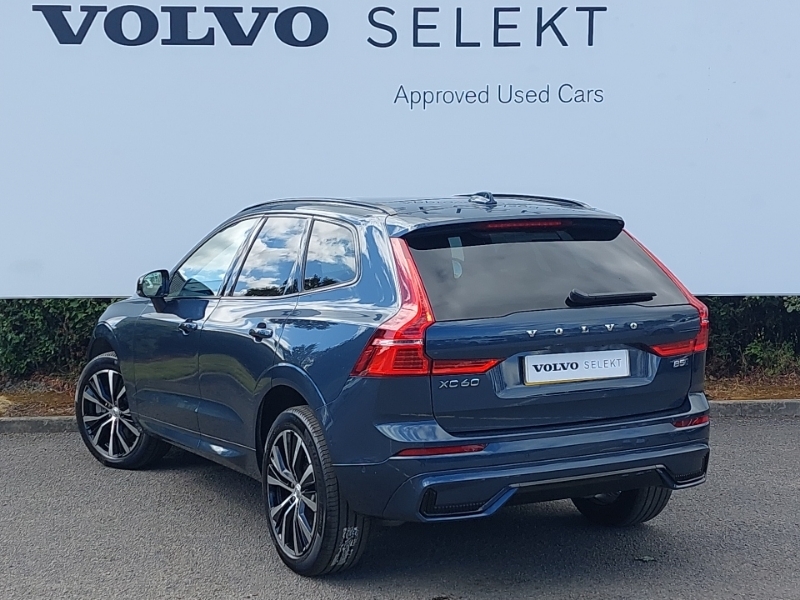 Volvo XC60 2.0 B5p Ultra Dark Awd Geartronic Blue #2