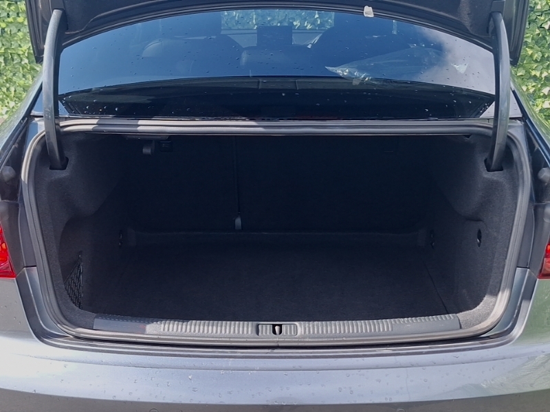 Audi A3 30 Tdi 116 Black Edition Grey