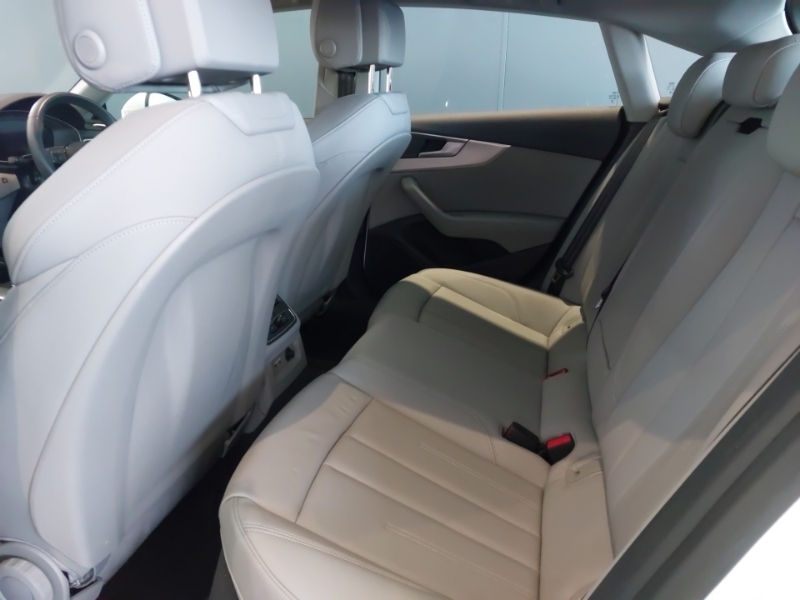 Audi A5 35 Tfsi Sport S Tronic White #5