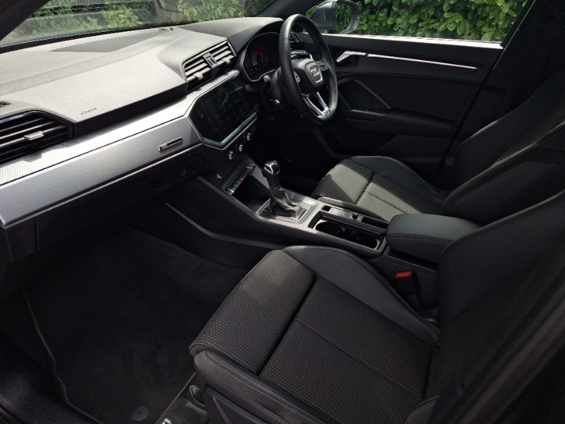 Audi Q3 35 Tfsi S Line S Tronic Grey #5