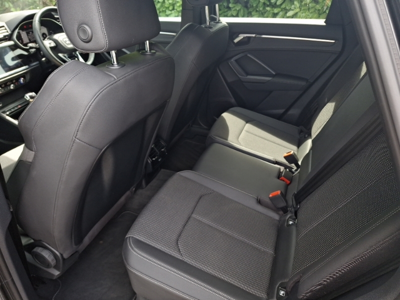 Audi Q3 35 Tfsi S Line S Tronic Grey #6