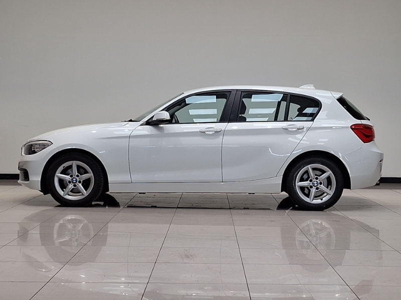 BMW 1 Series 118I 1.5 Se Nav White #4