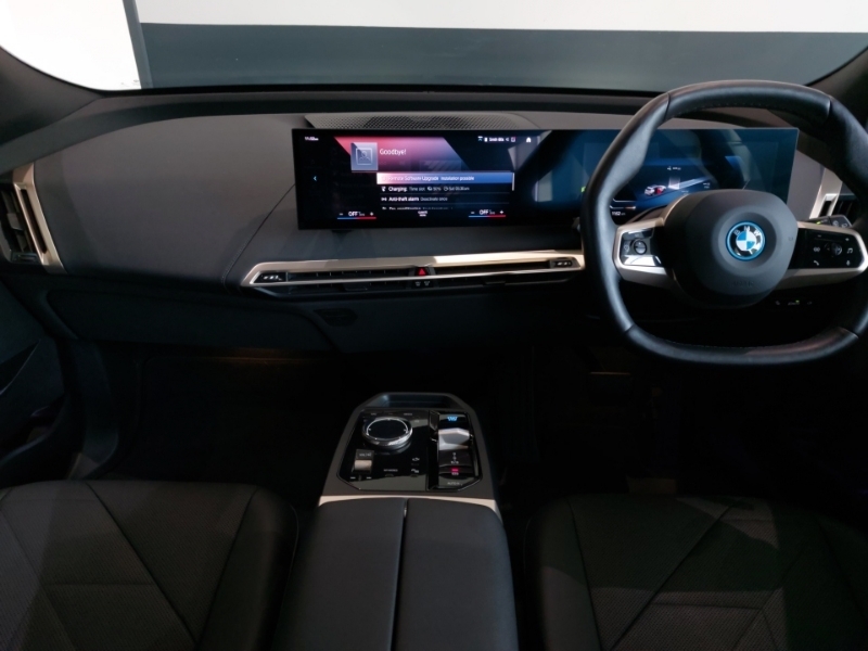 BMW iX 240Kw Xdrive40 M Sport Edition 76.6Kwh White #3