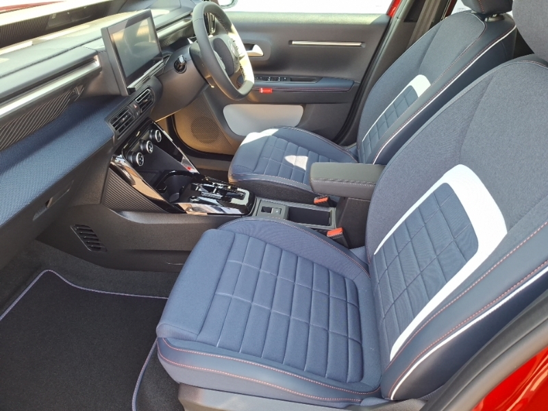 Citroen C3 1.2 Hybrid 110 Collection E-dcs6 Red #5