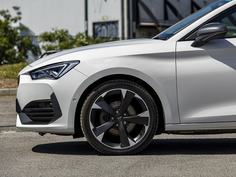 Cupra Leon 1.5 Etsi V1 Estate Hybrid Dsg Black #13
