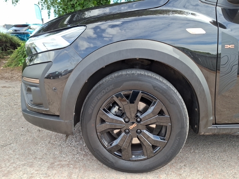 Dacia Jogger 1.6 Tce H Extreme Mpv Hybrid Black #19