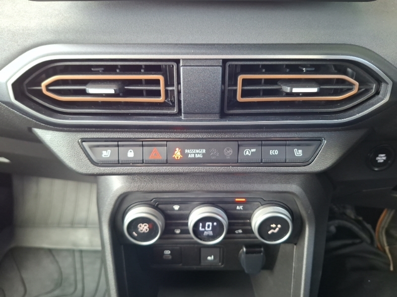 Dacia Jogger 1.6 Tce H Extreme Mpv Hybrid Black #17