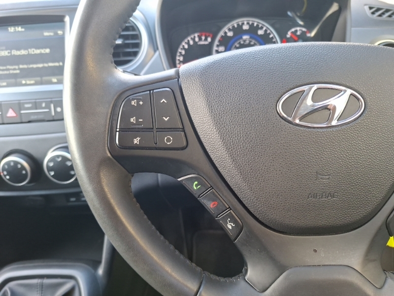 Hyundai I10 1.2 Se Red #12