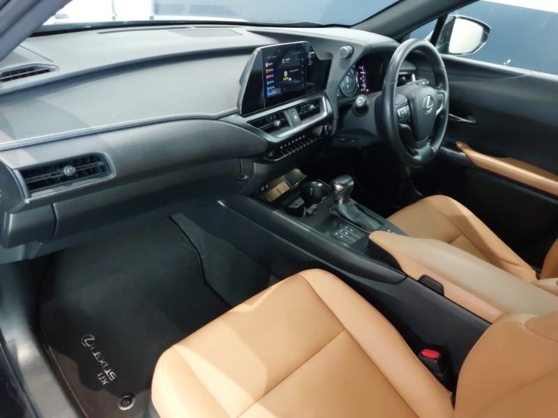 Lexus UX 250H 2.0 F-sport Design Cvt Black #5