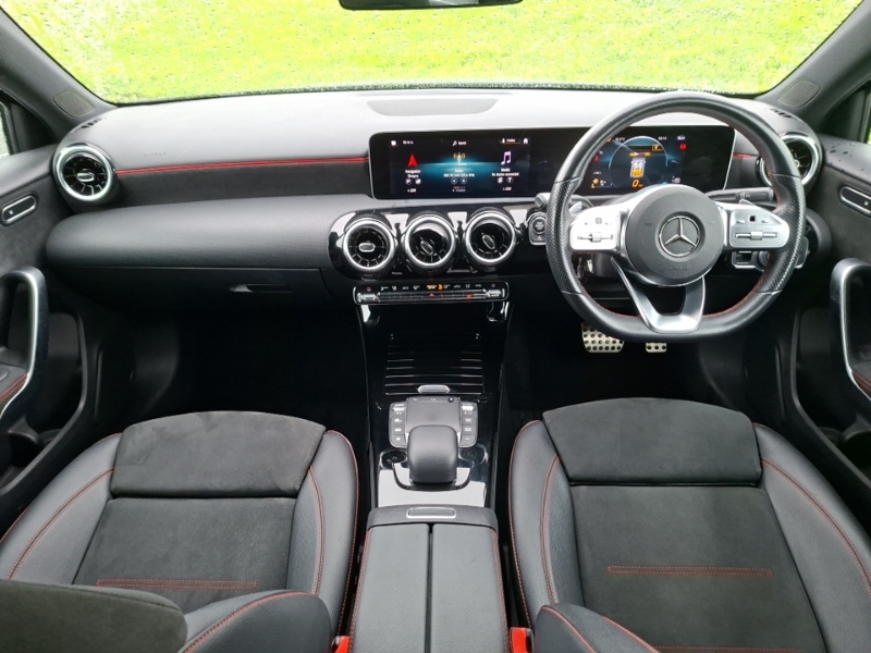 Mercedes-Benz A Class A180 Amg Line Executive Black #3