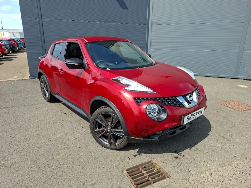 Nissan Juke 1.6 Dig-t Tekna 4Wd Xtronic Red