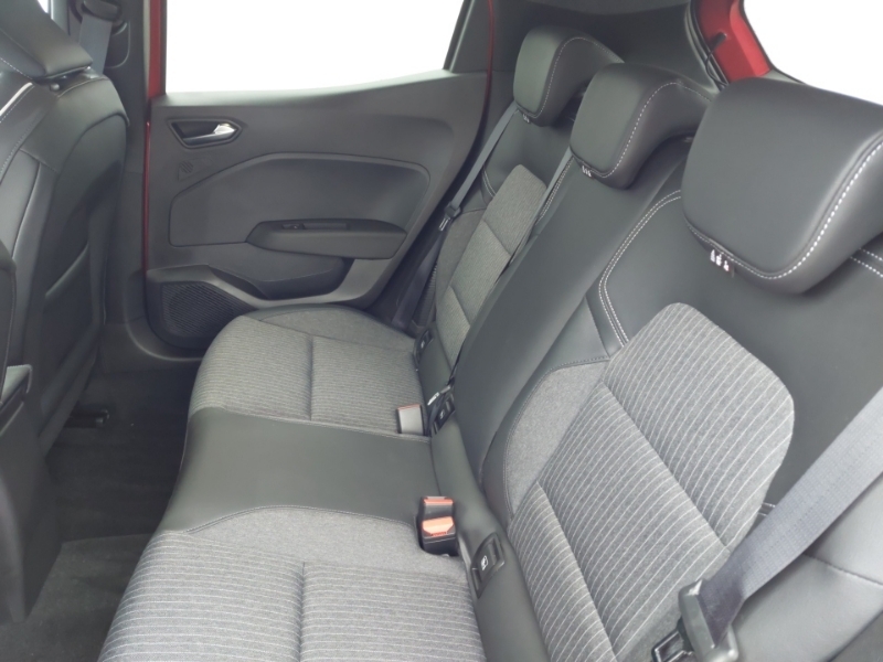 Renault Clio 1.6 E-tech Full Hybrid 145 Techno Red #6