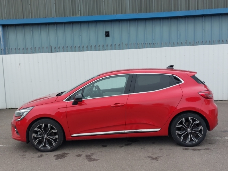 Renault Clio 1.6 E-tech Full Hybrid 145 Techno Red #4