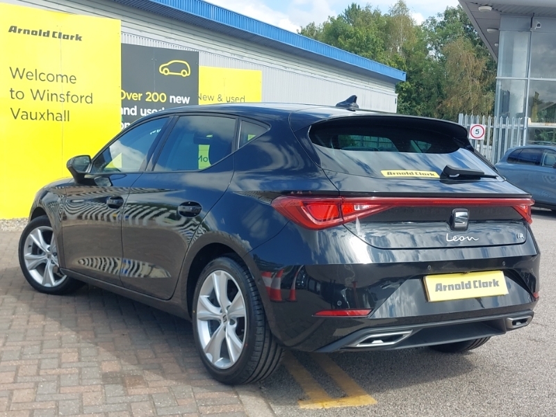 Seat Leon 1.5 Etsi 150 Fr Dsg Black #2