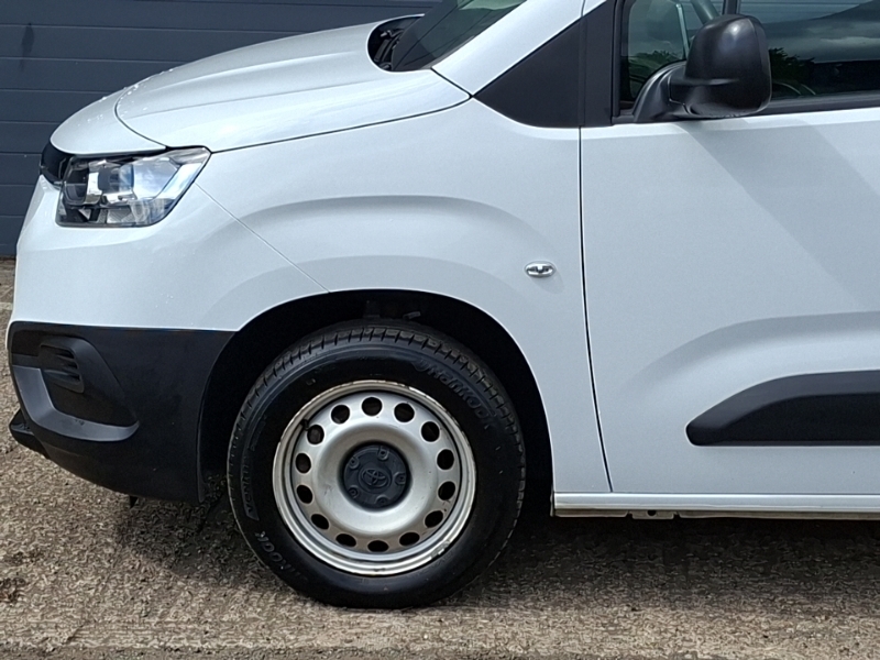 Toyota Proace City 1.5 Bluehdi Design Short Panel Van White #19