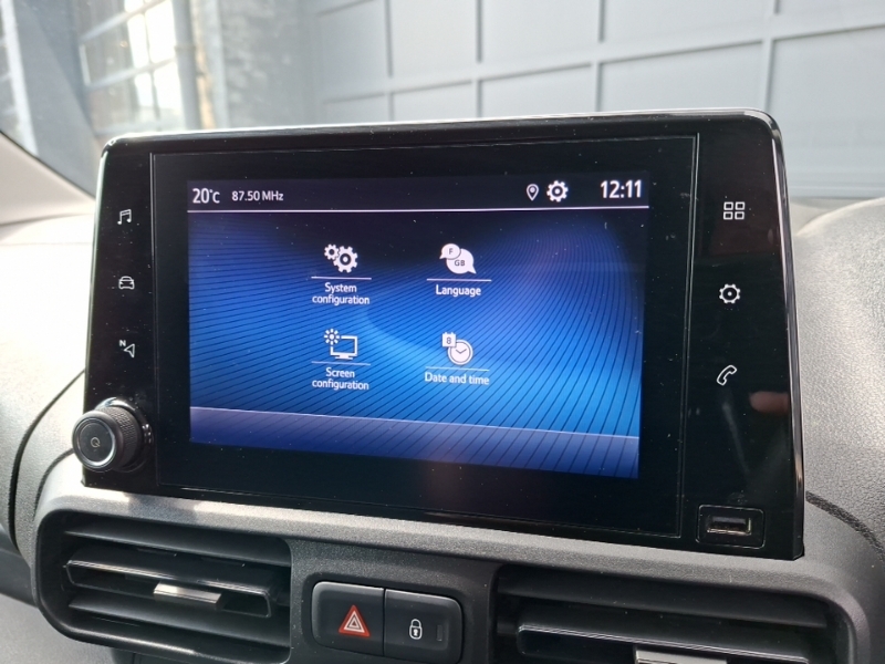 Toyota Proace City 1.5 Bluehdi Design Short Panel Van White #9