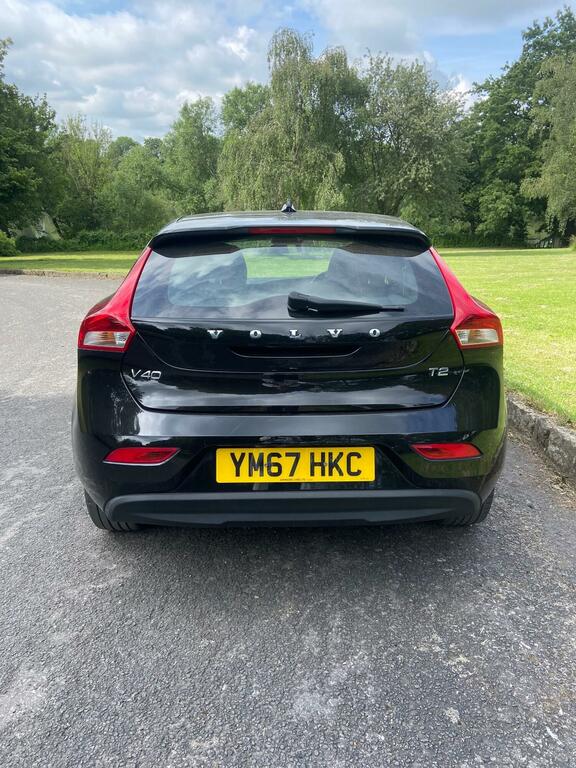 Volvo V40 T2 122 Momentum Geartronic YM67HKC Black #6