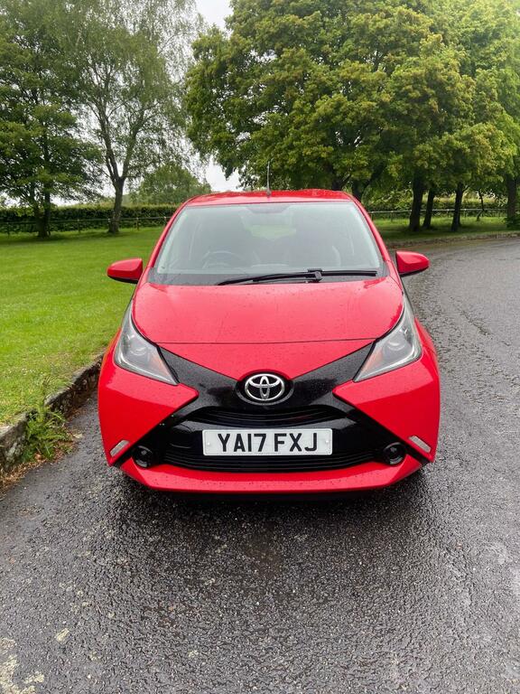 Toyota Aygo 1.0 Vvt-i X-play Red