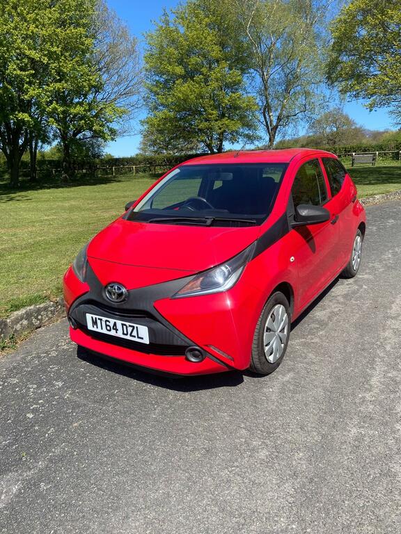 Toyota Aygo 1.0 Vvt-i X MT64DZL Red #3
