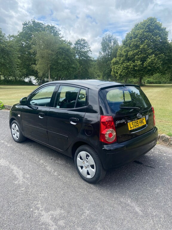 Kia Picanto 1.1 2 Black #4