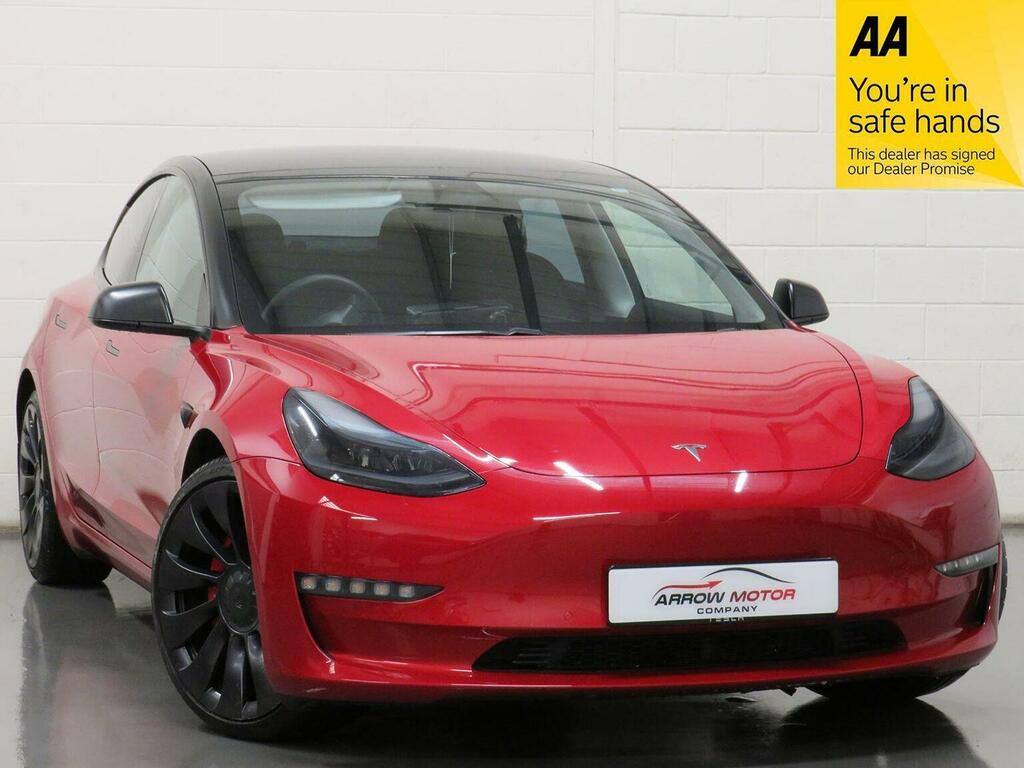Tesla Model 3 Saloon Dual Motor Performance 4Wde Per Red