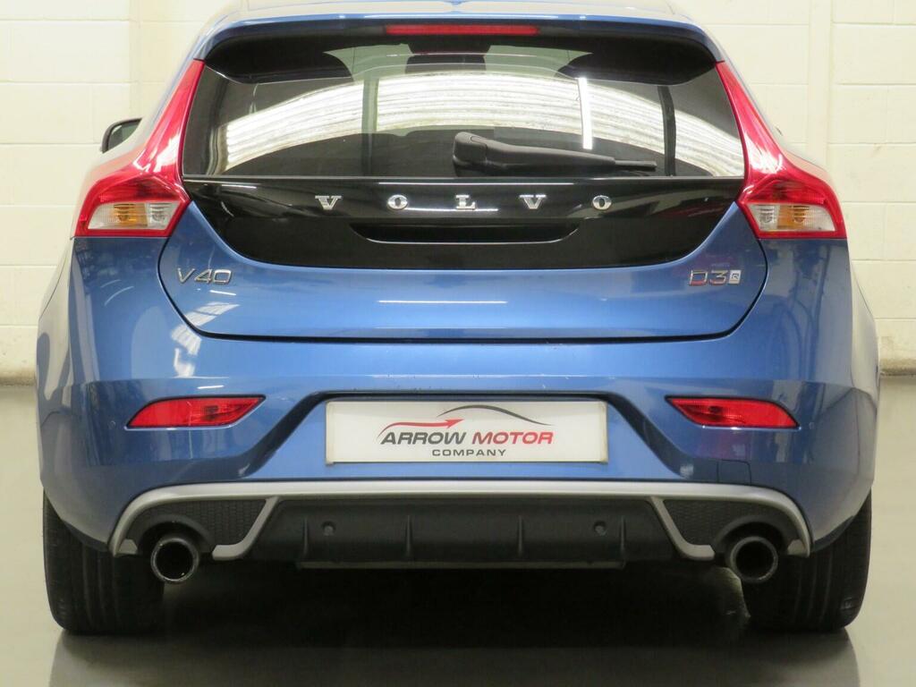 Volvo V40 Hatchback 2.0 D3 R-design Nav Plus Euro 6 Ss KT17YWX Blue #4
