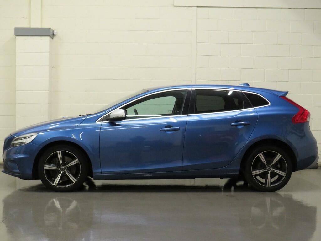 Volvo V40 Hatchback 2.0 D3 R-design Nav Plus Euro 6 Ss KT17YWX Blue #6
