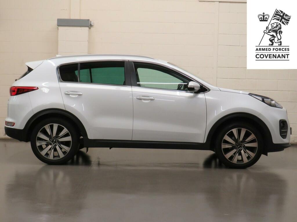 Kia Sportage Suv 1.7 Crdi 3 Euro 6 Ss 201616 White #2