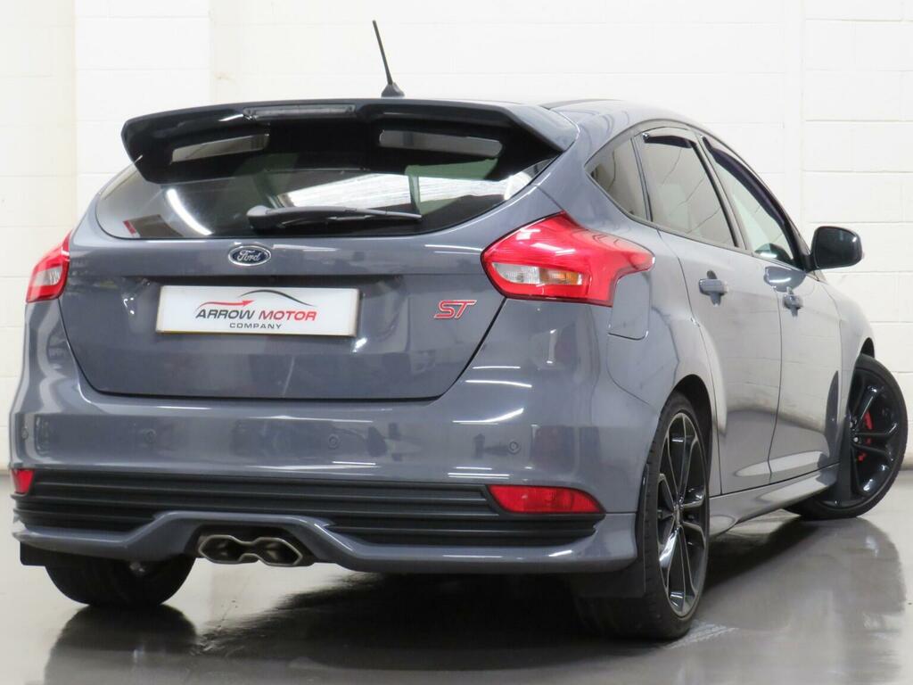 Ford Focus Hatchback 2.0 Tdci St-3 Euro 6 Ss 201717 SO17NDE Grey #3