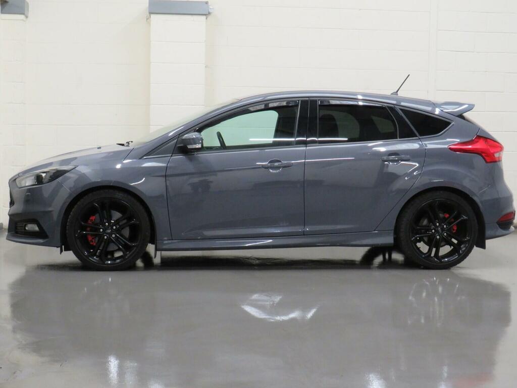 Ford Focus Hatchback 2.0 Tdci St-3 Euro 6 Ss 201717 SO17NDE Grey #6