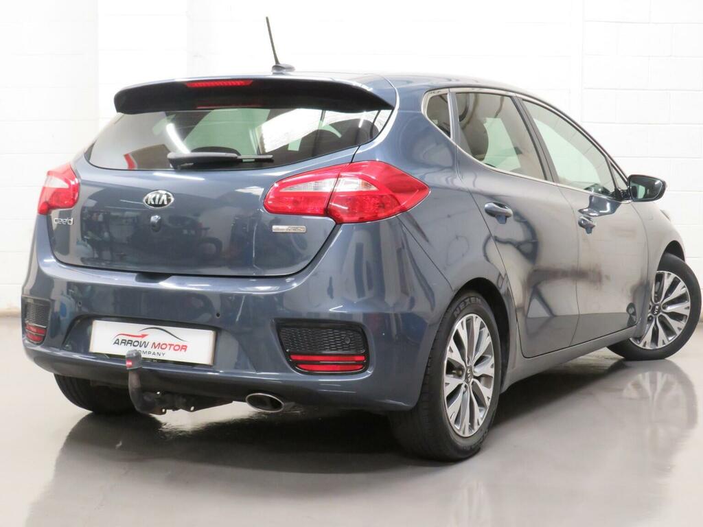 Kia Ceed Hatchback 1.6 Crdi 3 Euro 6 Ss 201666 LF66GAX Blue #3