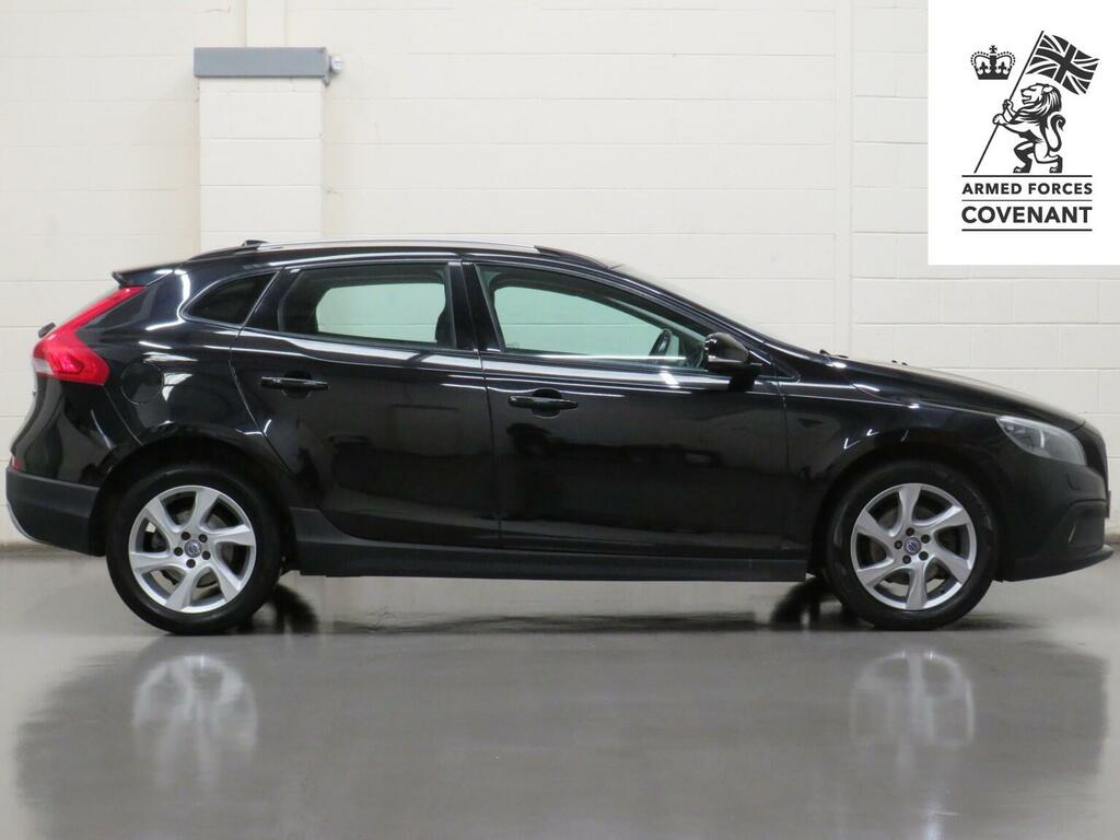Volvo V40 Cross Country Hatchback 1.6 D2 Lux Powershift Euro 5 Ss Black #2