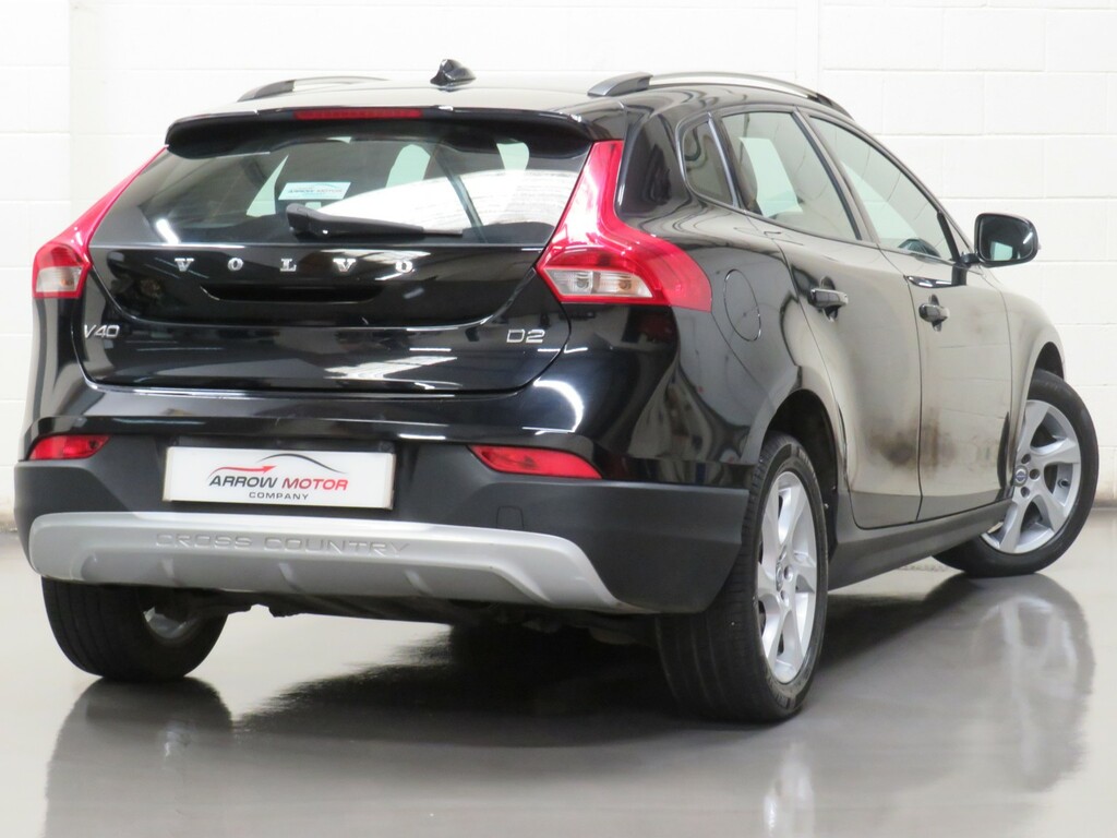 Volvo V40 Cross Country Hatchback 1.6 D2 Lux Powershift Euro 5 Ss Black #3