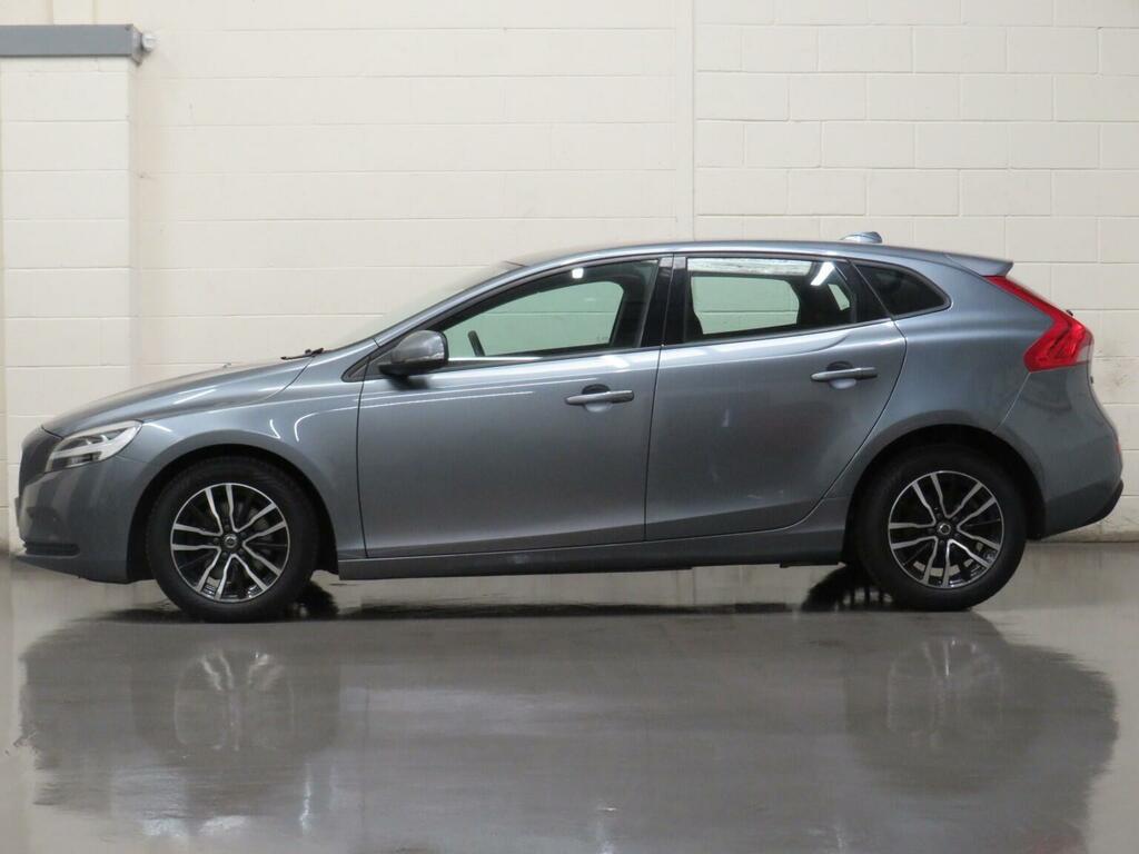 Volvo V40 Hatchback 2.0 T2 Gpf Momentum Nav Plus Euro 6 Ss HK19RFN Grey #6