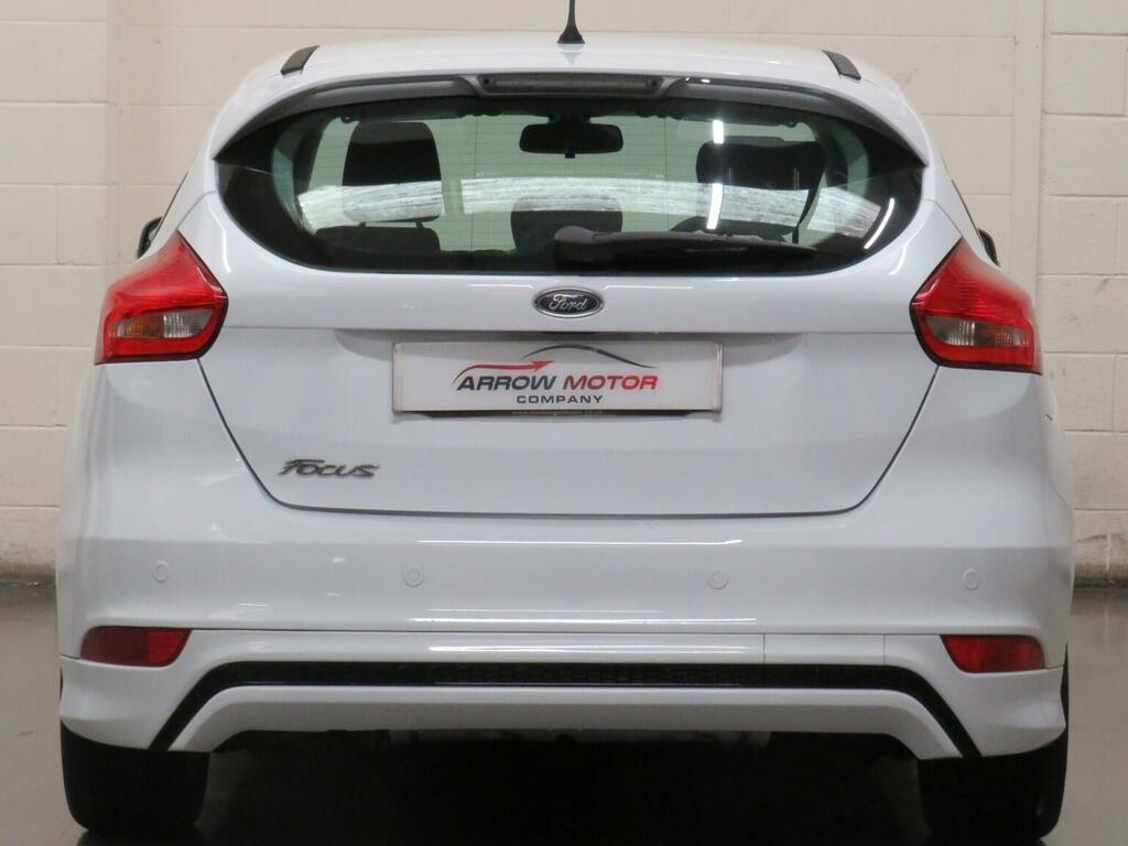 Ford Focus Hatchback 1.5 Tdci Zetec S Euro 6 Ss 2015 SN15SKX White #4