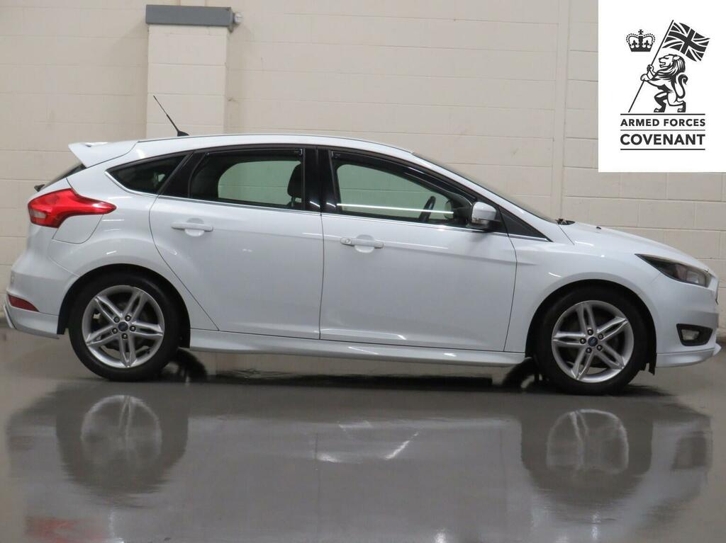 Ford Focus Hatchback 1.5 Tdci Zetec S Euro 6 Ss 2015 SN15SKX White #2