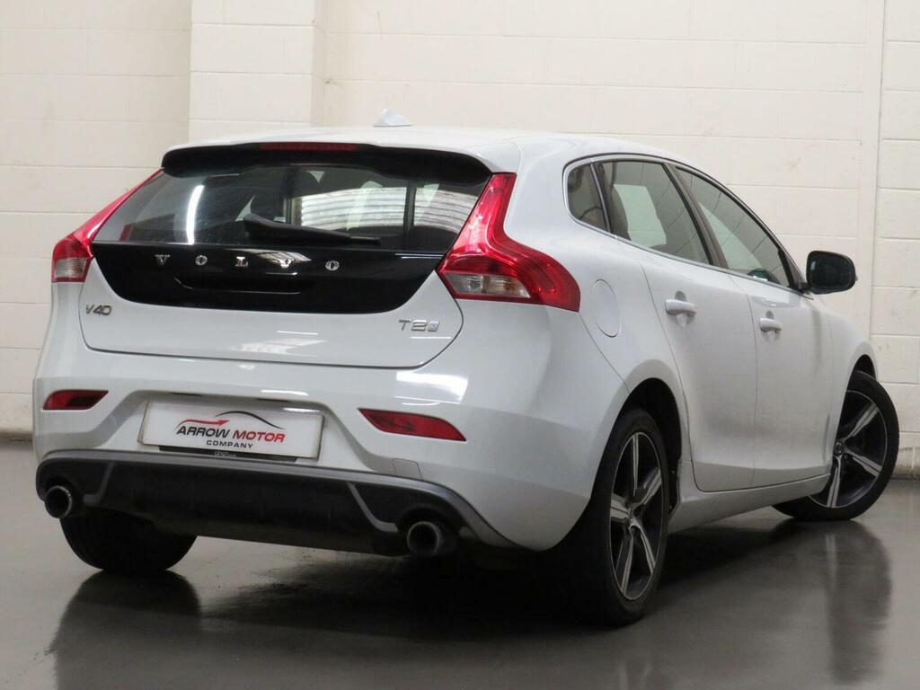 Volvo V40 Hatchback 2.0 T2 R-design Euro 6 Ss 20176 DV67NNF White #3
