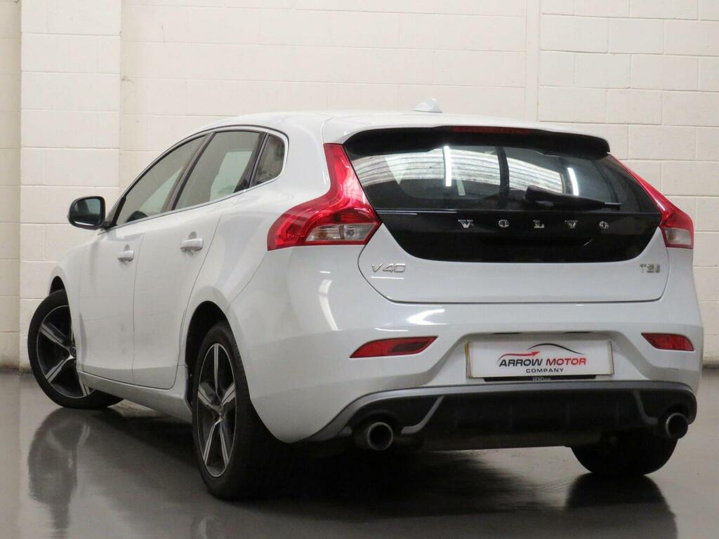 Volvo V40 Hatchback 2.0 T2 R-design Euro 6 Ss 20176 DV67NNF White #6